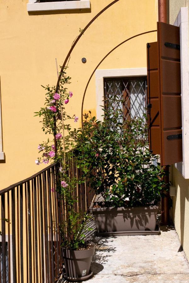 Regi Apartments Pacengo Di Lazise Buitenkant foto